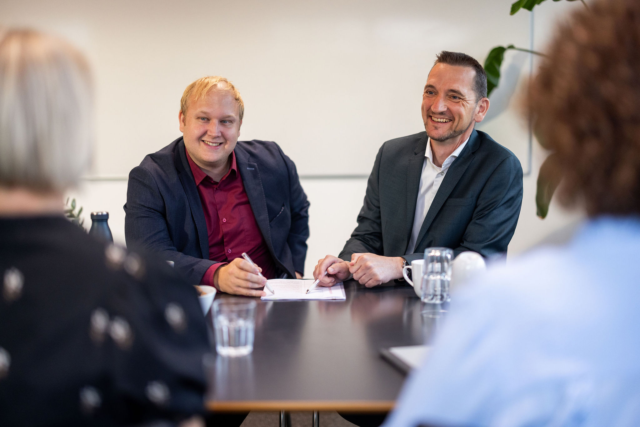 Vi både udarbejder og rådgiver 